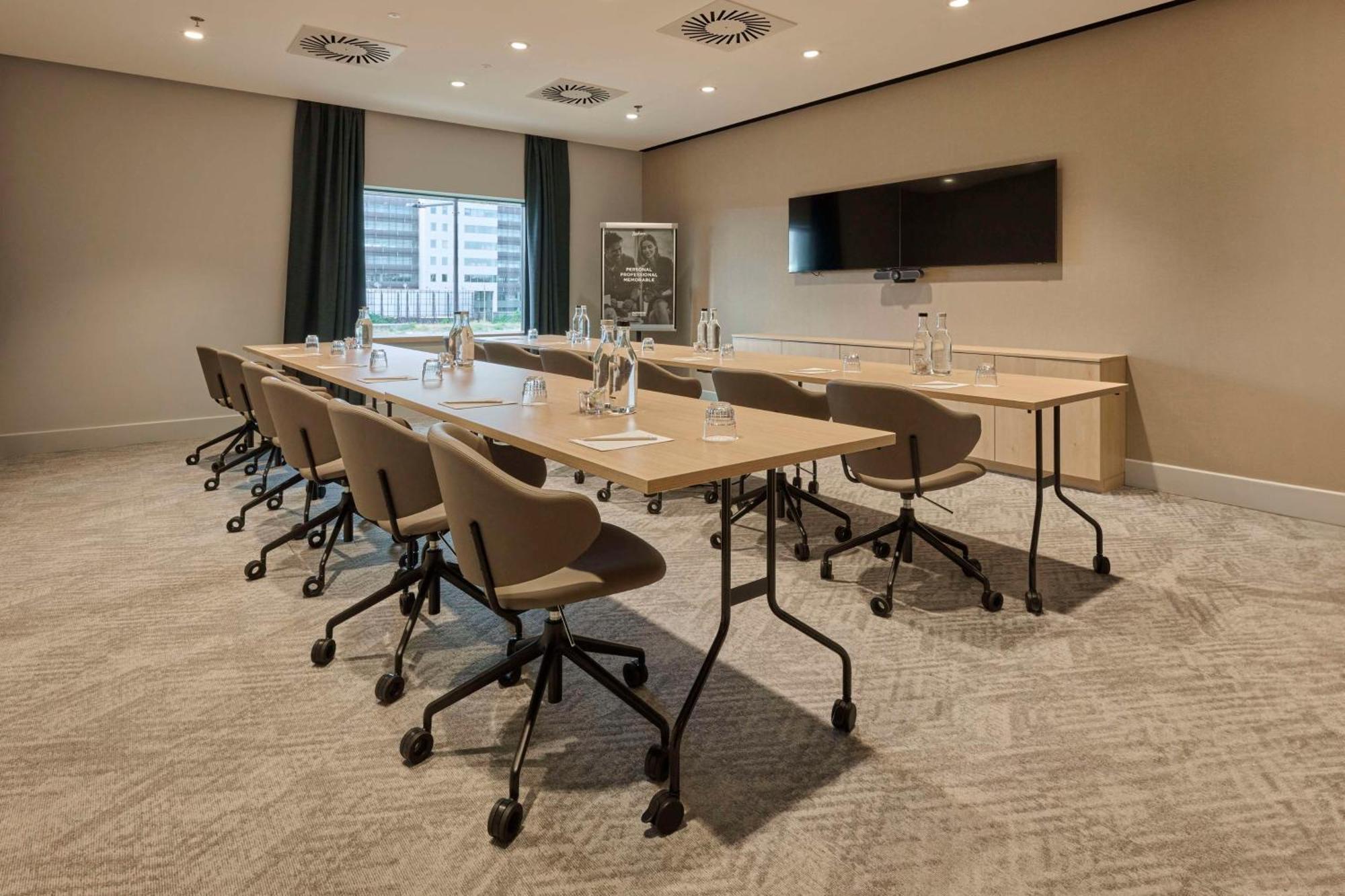 Radisson Hotel Budapest Budapart エクステリア 写真
