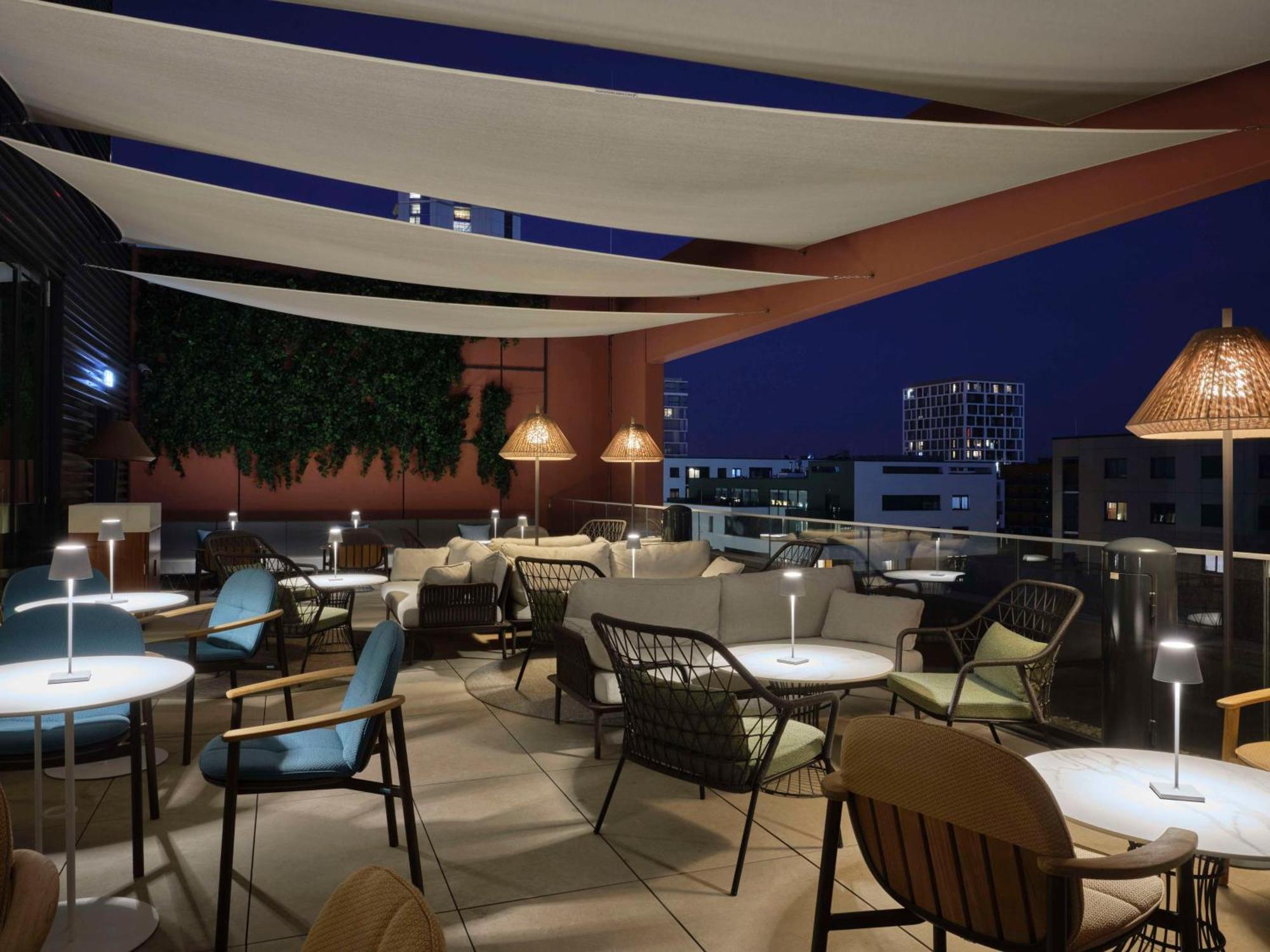 Radisson Hotel Budapest Budapart エクステリア 写真