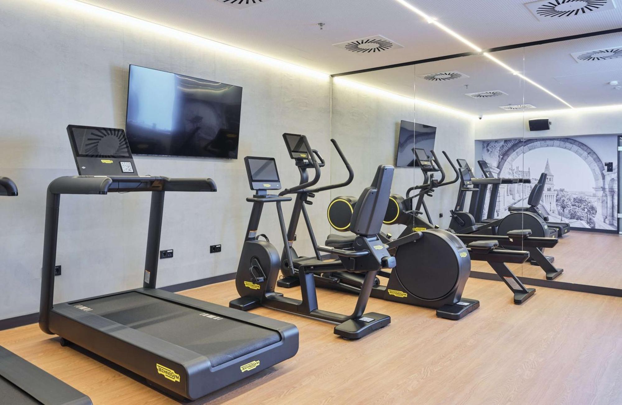 Radisson Hotel Budapest Budapart エクステリア 写真